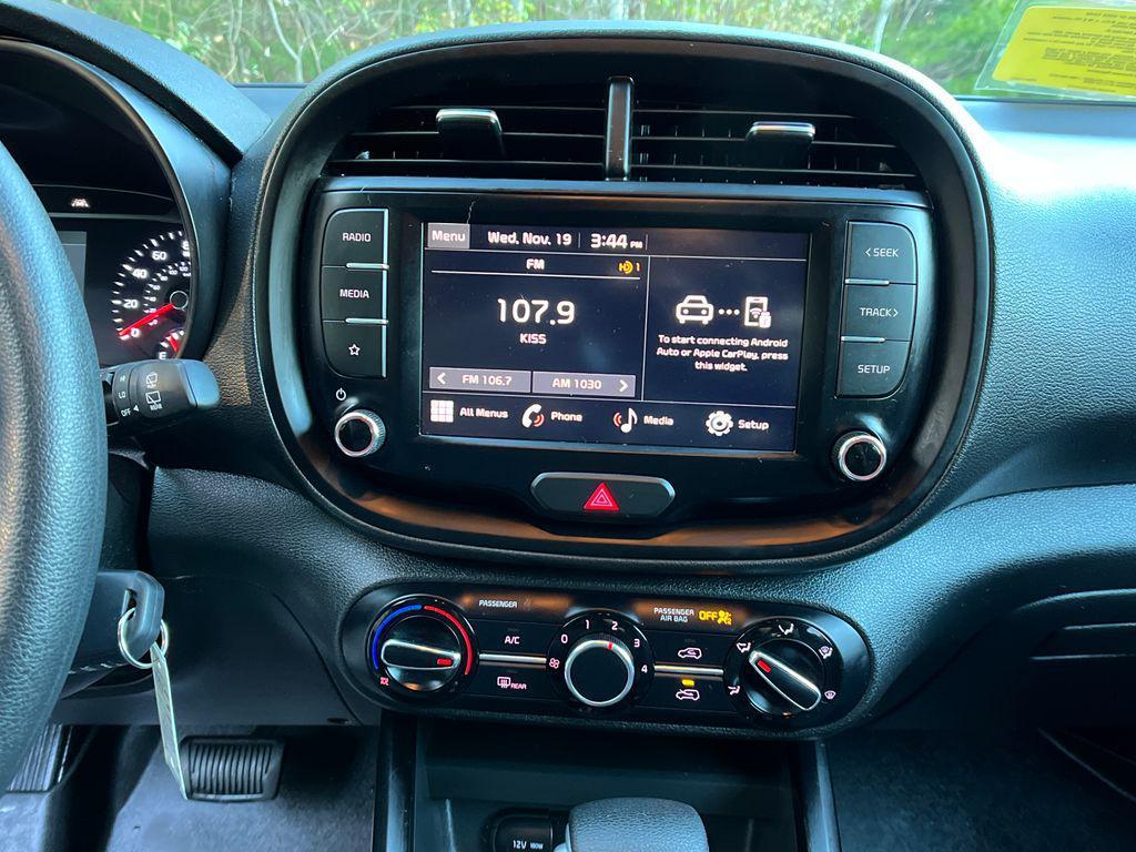 used 2022 Kia Soul car, priced at $14,878