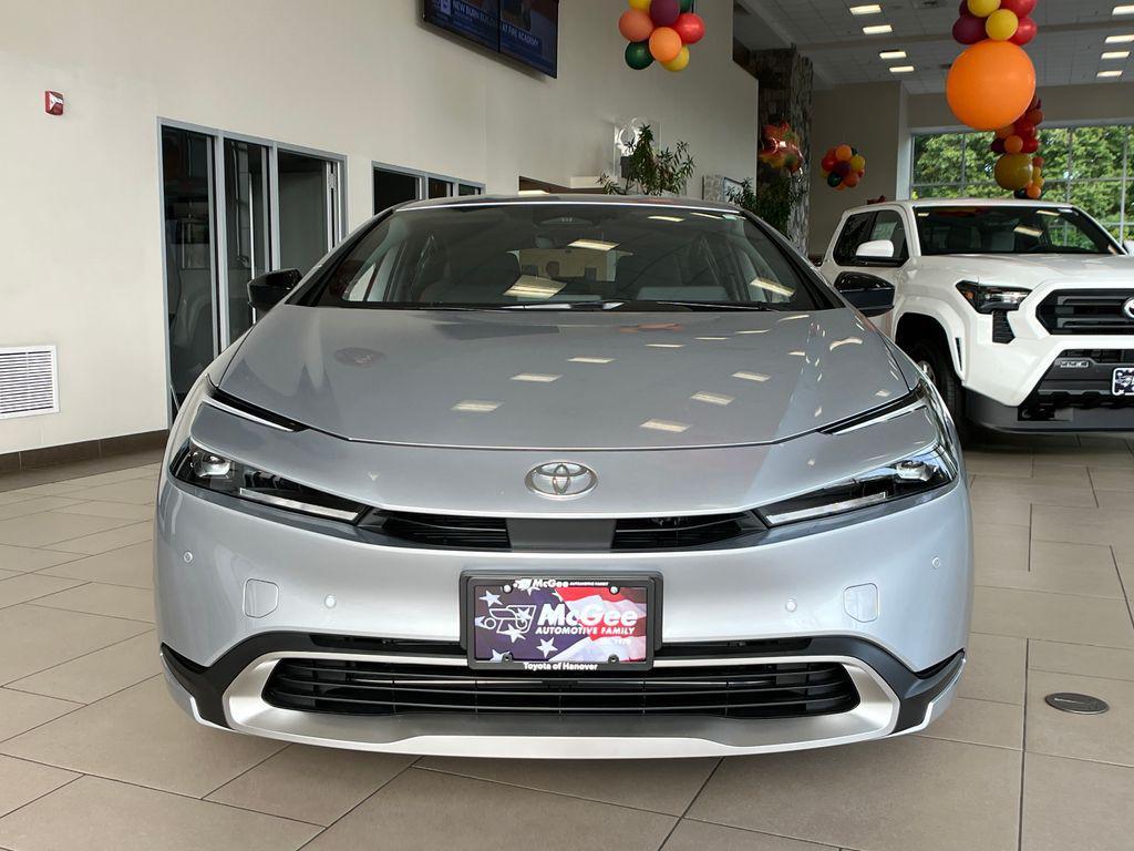 new 2025 Toyota Prius Plug-In Hybrid car, priced at $34,269
