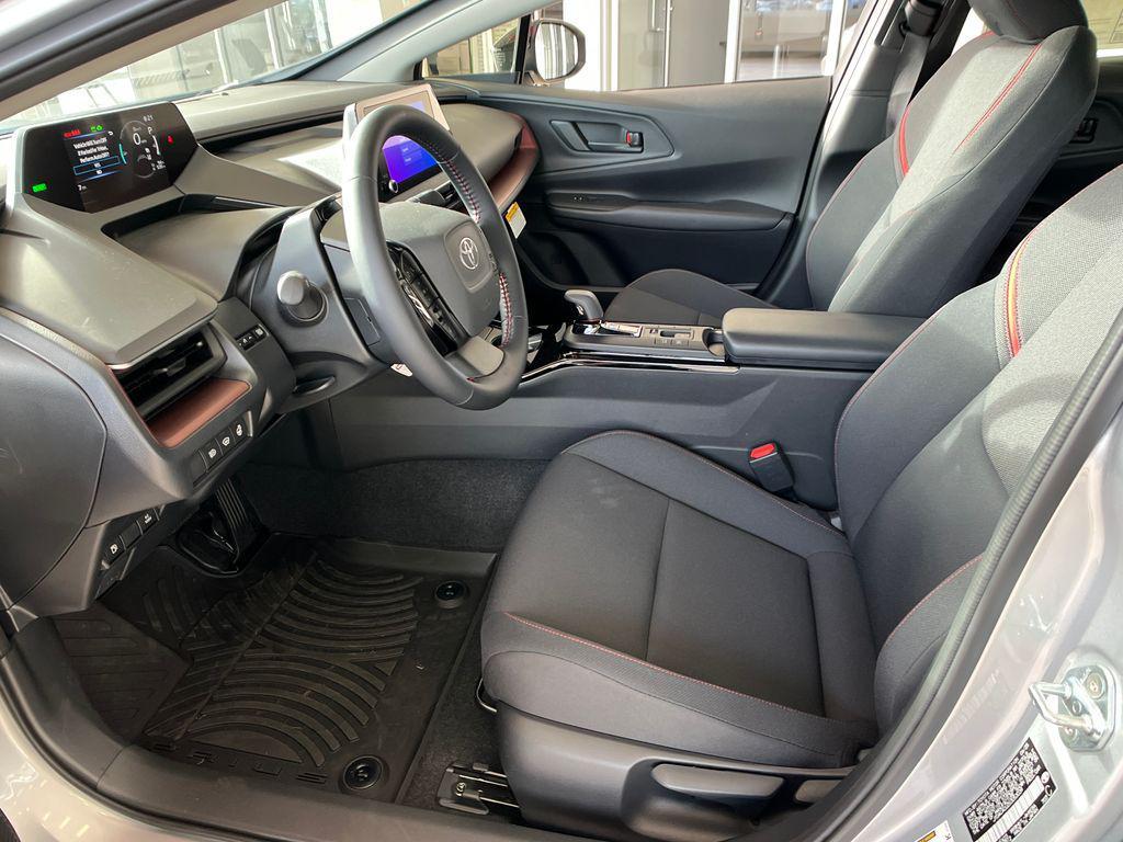 new 2025 Toyota Prius Plug-In Hybrid car, priced at $34,269