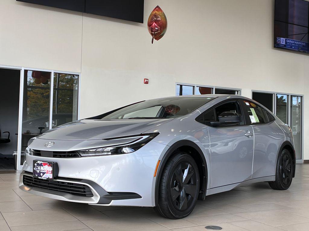 new 2025 Toyota Prius Plug-In Hybrid car, priced at $34,269