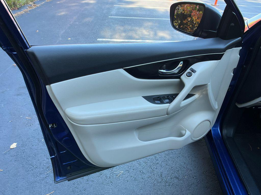 used 2018 Nissan Rogue Sport car, priced at $16,775