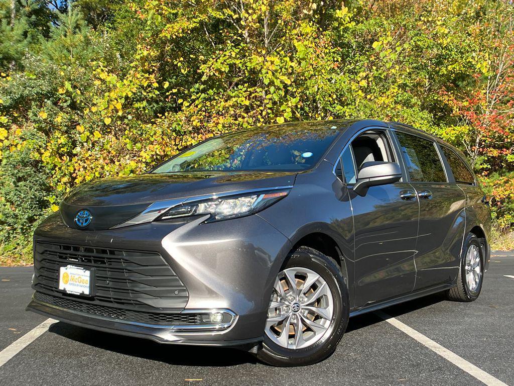 used 2023 Toyota Sienna car, priced at $47,488