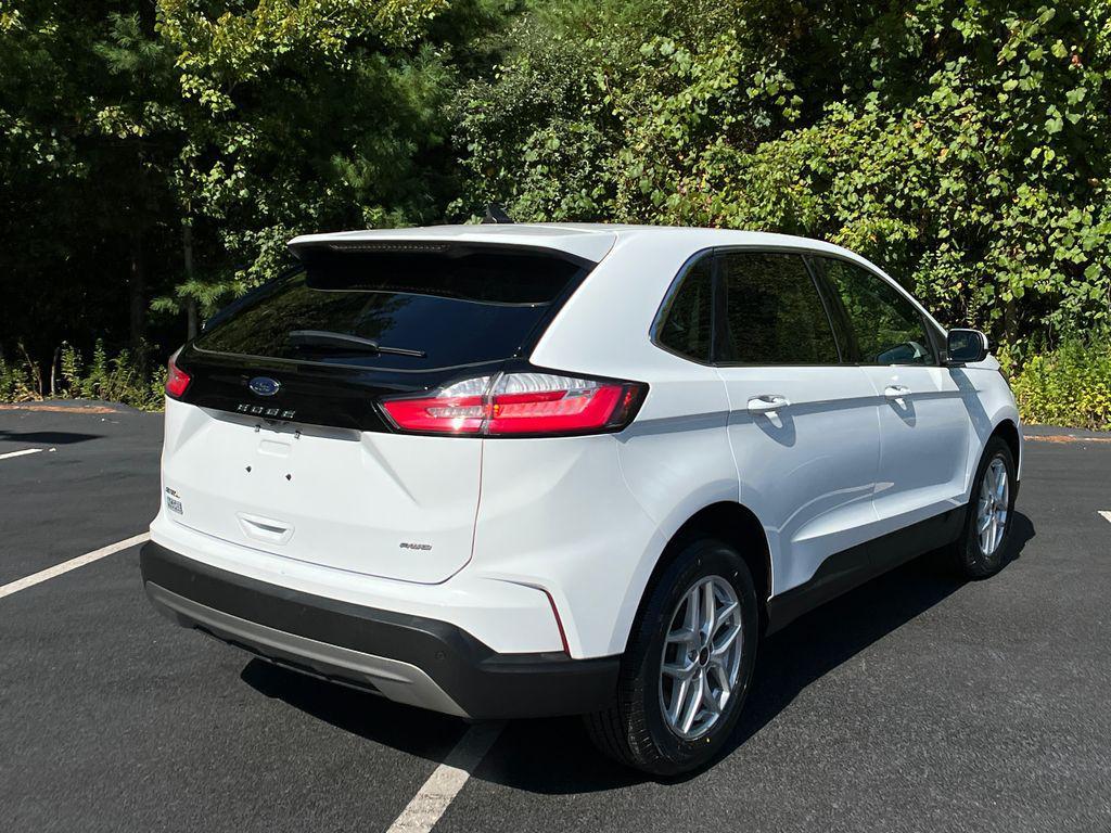 used 2024 Ford Edge car, priced at $22,945