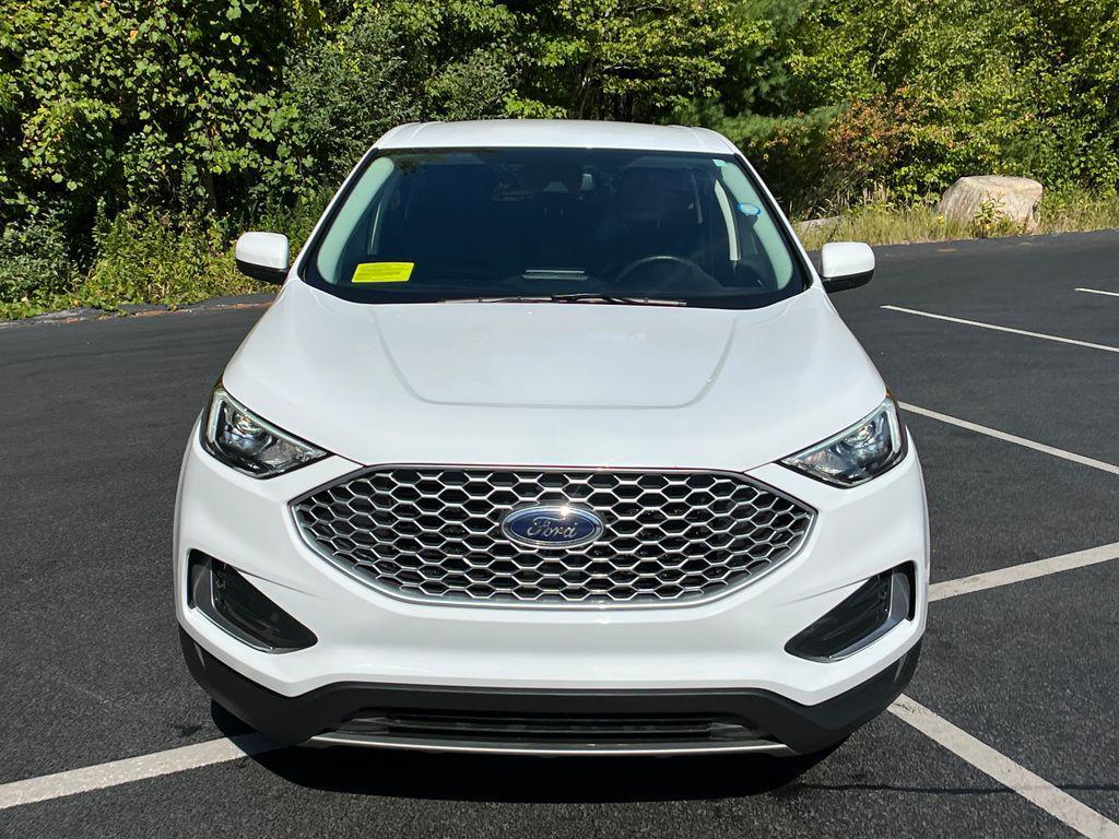 used 2024 Ford Edge car, priced at $22,945