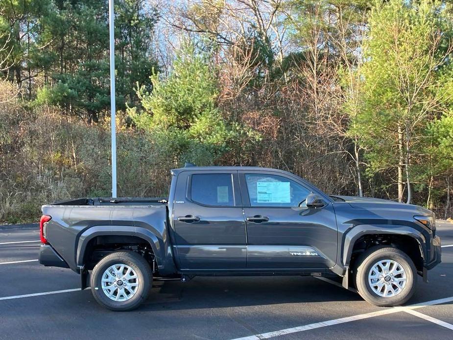 new 2024 Toyota Tacoma car, priced at $40,944