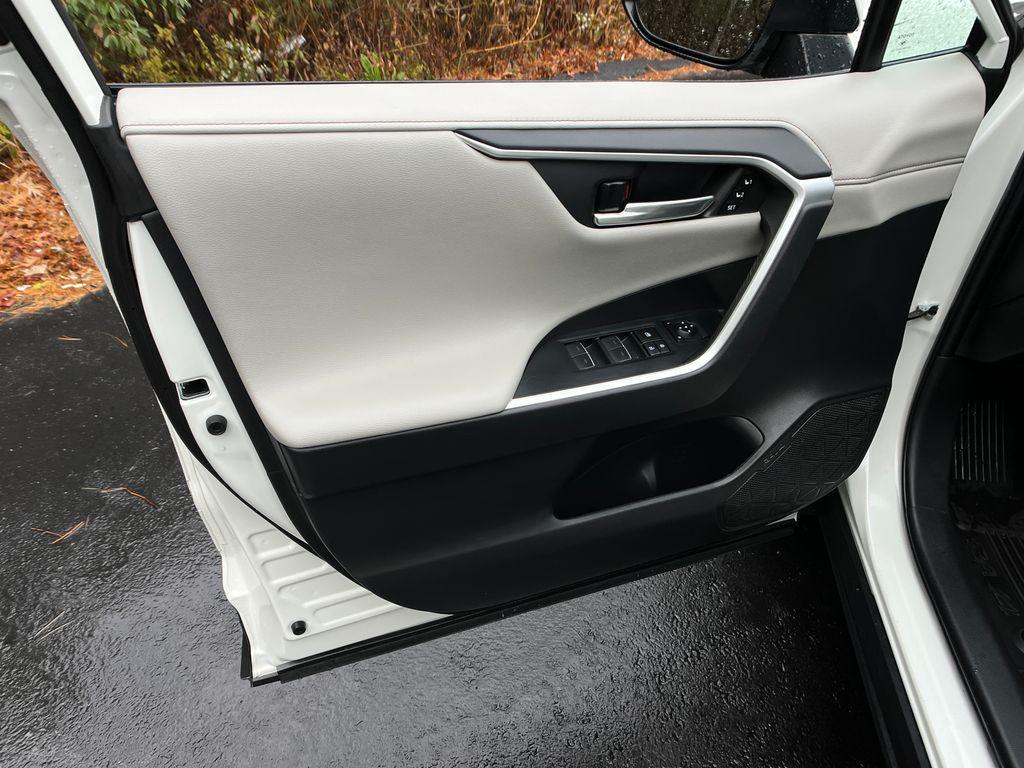 used 2022 Toyota RAV4 Hybrid car, priced at $34,988