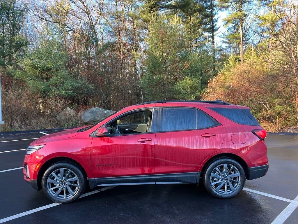 used 2022 Chevrolet Equinox car, priced at $28,988