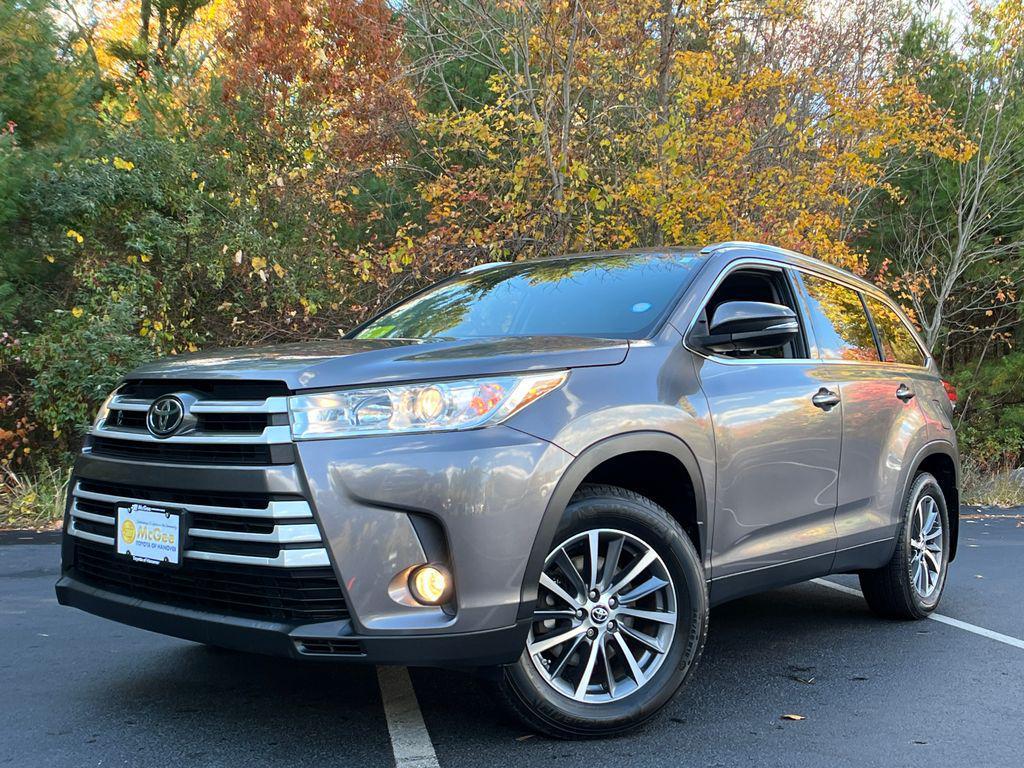 used 2019 Toyota Highlander car, priced at $26,709