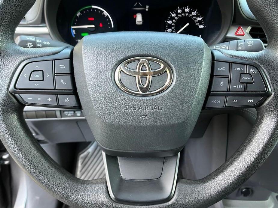 used 2024 Toyota Sienna car, priced at $41,998