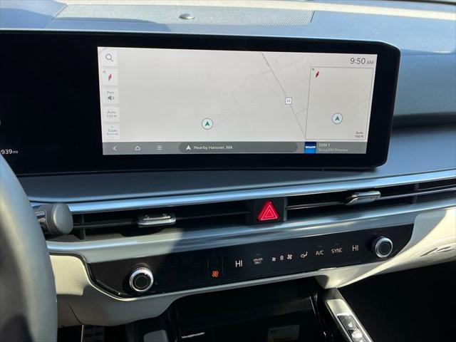 used 2025 Kia Sorento Plug-In Hybrid car, priced at $48,868
