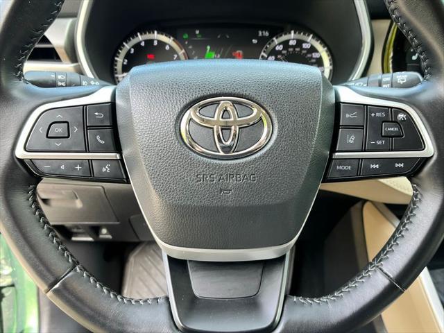 used 2023 Toyota Highlander car, priced at $39,308