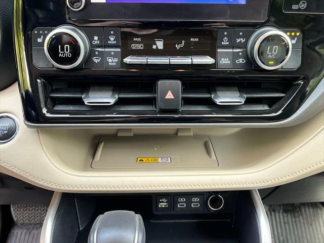 used 2023 Toyota Highlander car, priced at $39,308