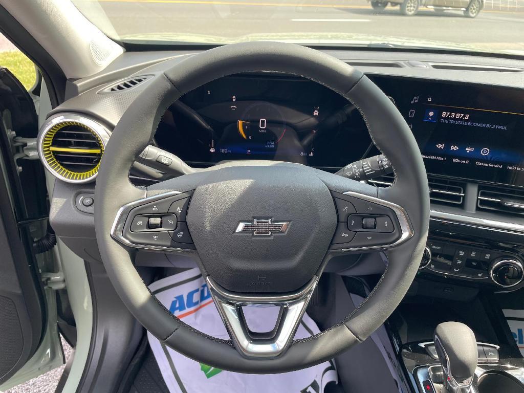 new 2025 Chevrolet Trax car, priced at $27,850