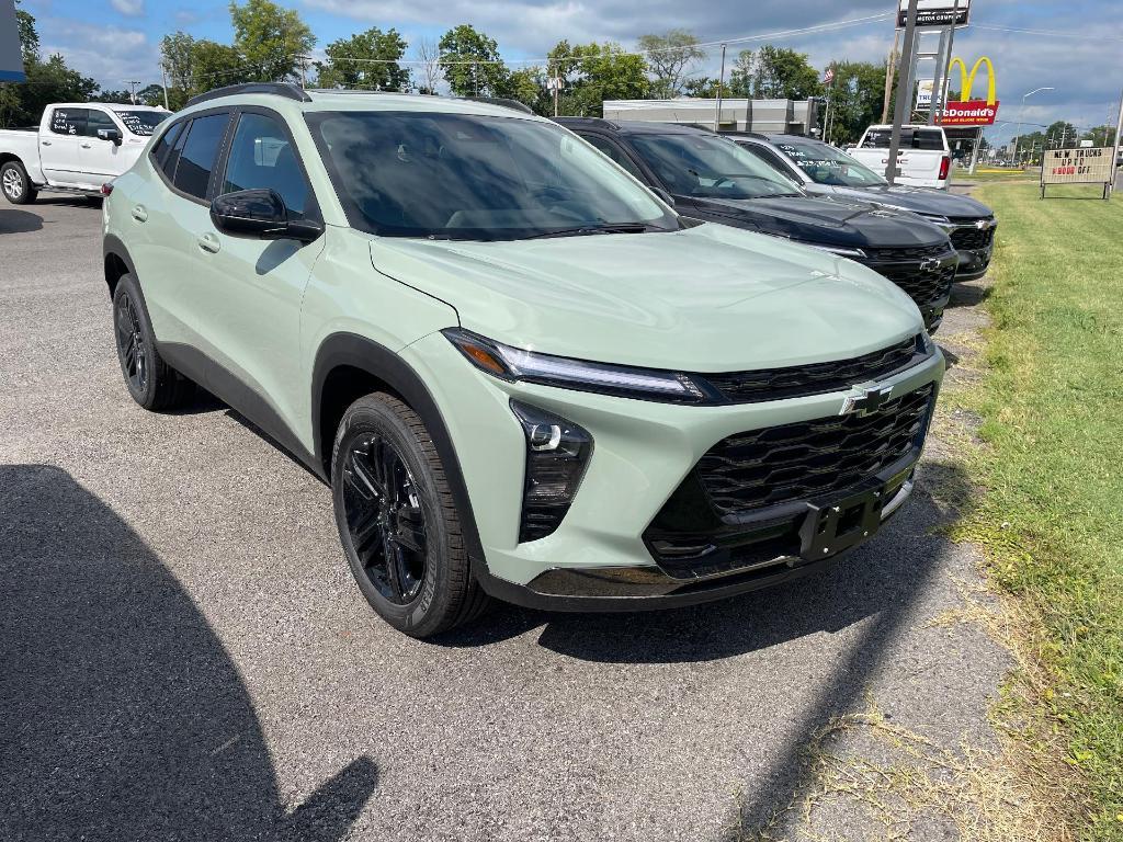 new 2025 Chevrolet Trax car, priced at $27,850
