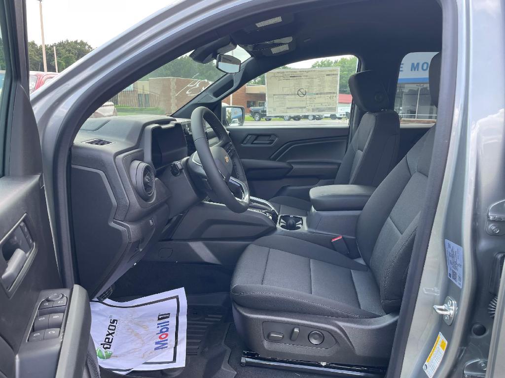 new 2025 Chevrolet Colorado car, priced at $39,260