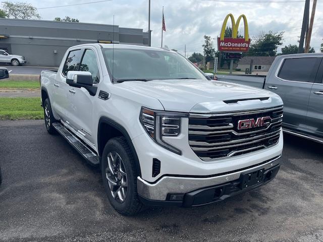 new 2024 GMC Sierra 1500 car, priced at $61,695