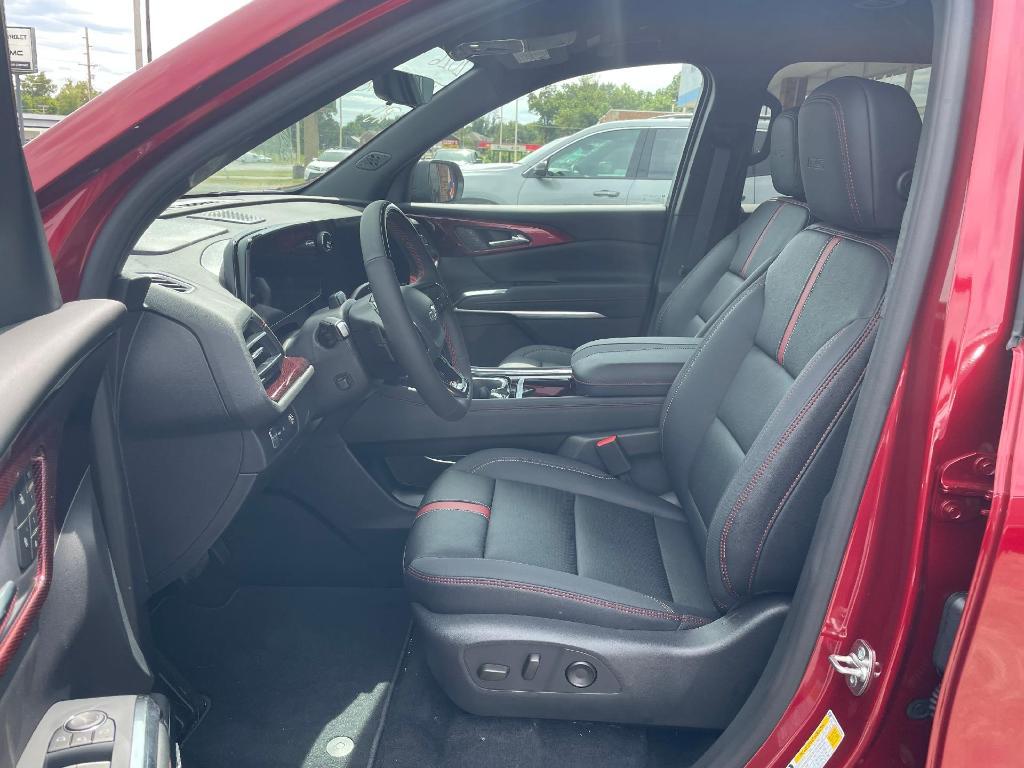 new 2026 Chevrolet Traverse car, priced at $57,790