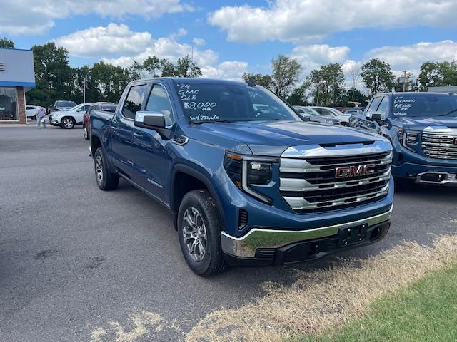 new 2024 GMC Sierra 1500 car, priced at $55,395