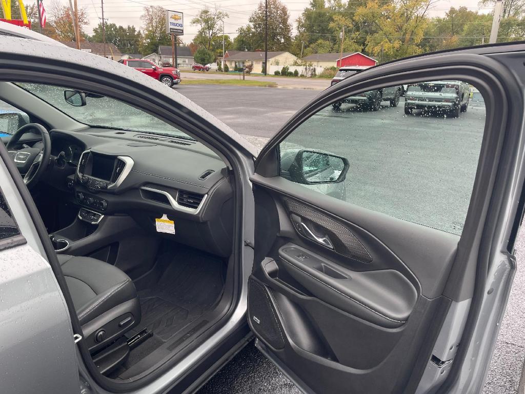 used 2024 GMC Terrain car, priced at $32,995