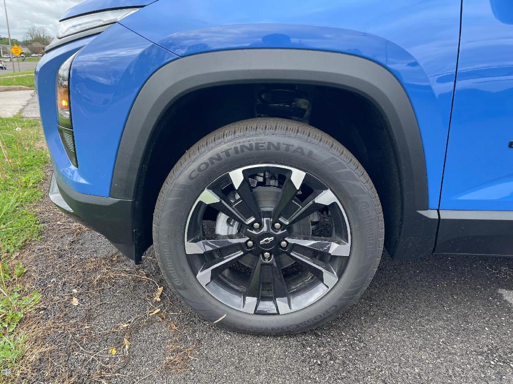 new 2025 Chevrolet Equinox car, priced at $35,545