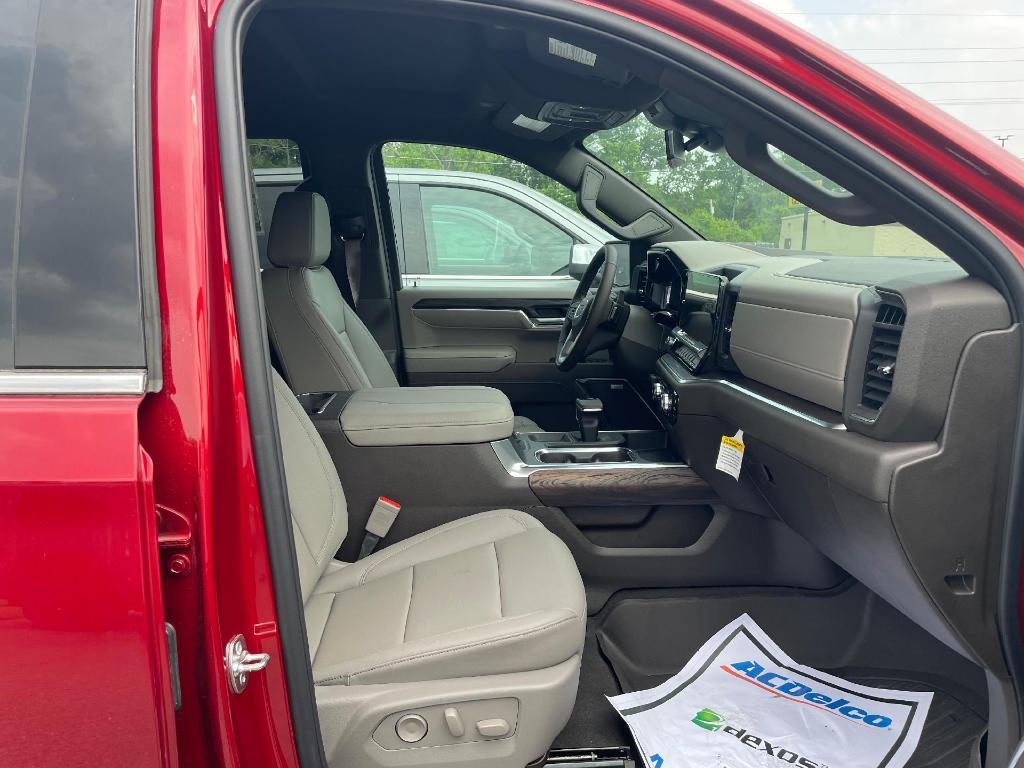 new 2025 GMC Sierra 1500 car, priced at $63,125