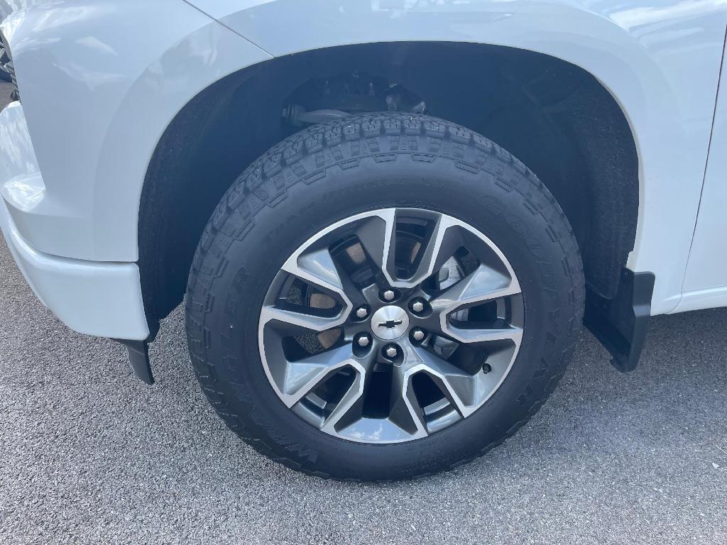 used 2022 Chevrolet Silverado 1500 car, priced at $45,995