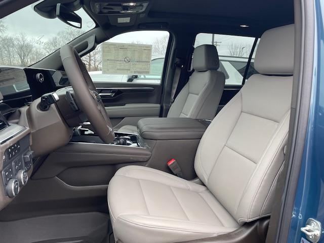 new 2025 Chevrolet Tahoe car, priced at $74,170