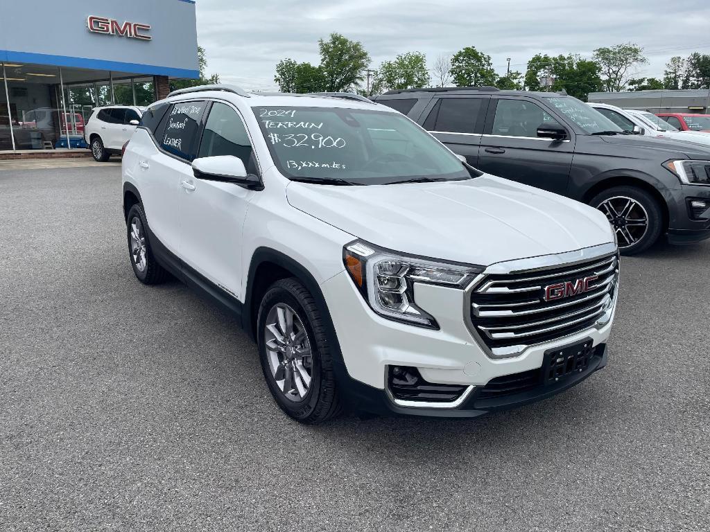 used 2024 GMC Terrain car, priced at $32,995