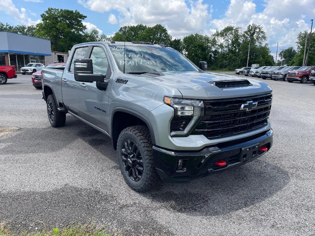 new 2025 Chevrolet Silverado 2500 car, priced at $66,665