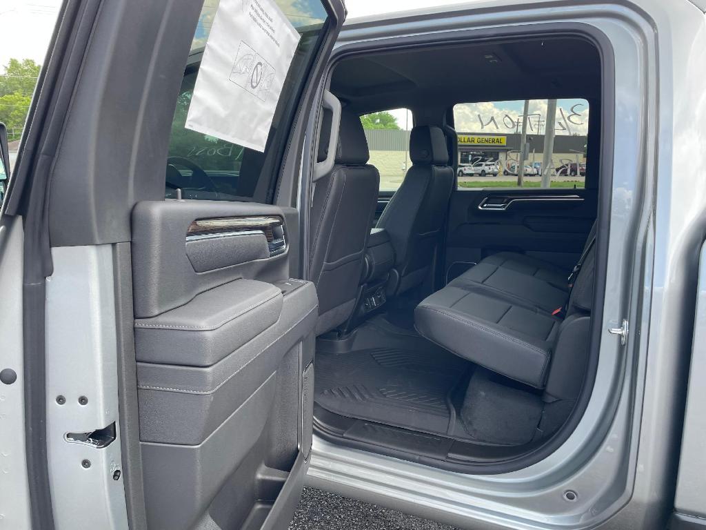new 2025 Chevrolet Silverado 2500 car, priced at $66,665