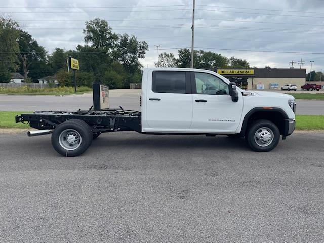 new 2025 GMC Sierra 3500 car, priced at $66,610