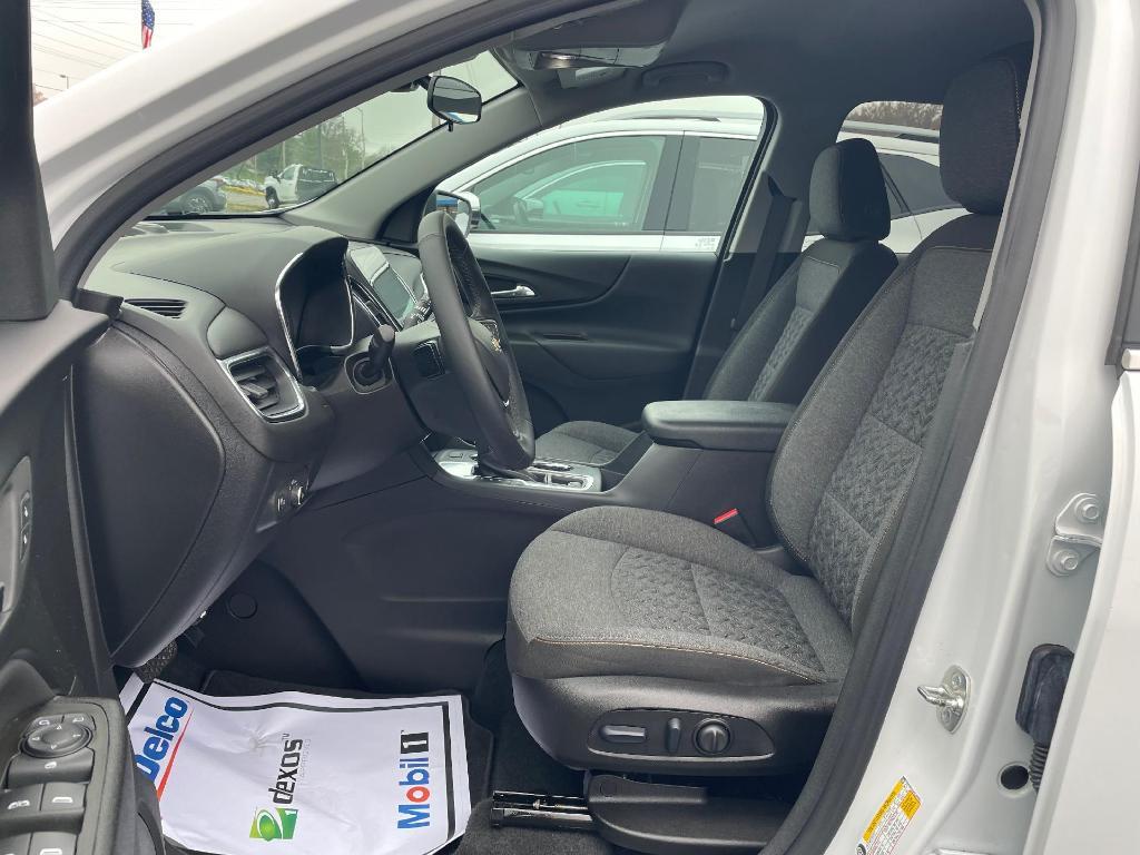 used 2024 Chevrolet Equinox car, priced at $26,995