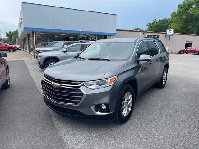 used 2021 Chevrolet Traverse car, priced at $27,875