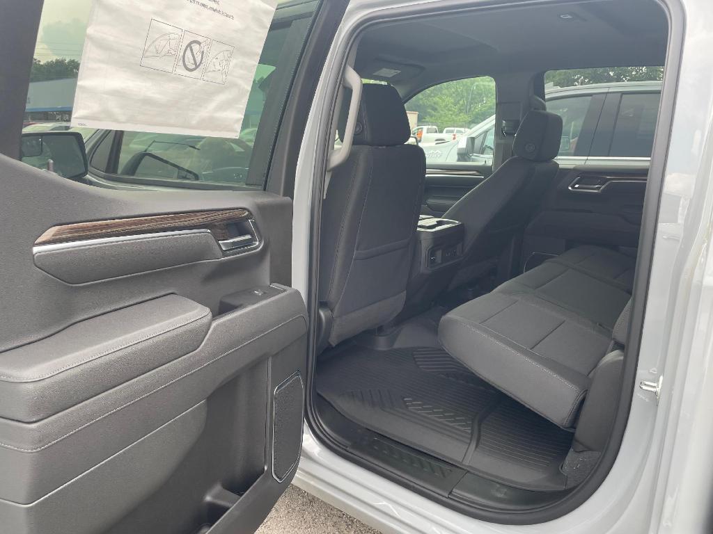 new 2025 Chevrolet Silverado 1500 car, priced at $58,540