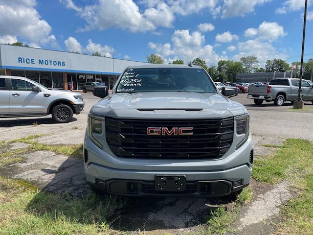 new 2024 GMC Sierra 1500 car, priced at $58,195