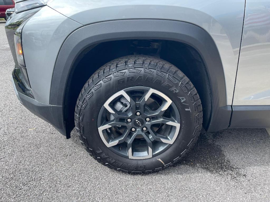 new 2025 Chevrolet Equinox car, priced at $34,345