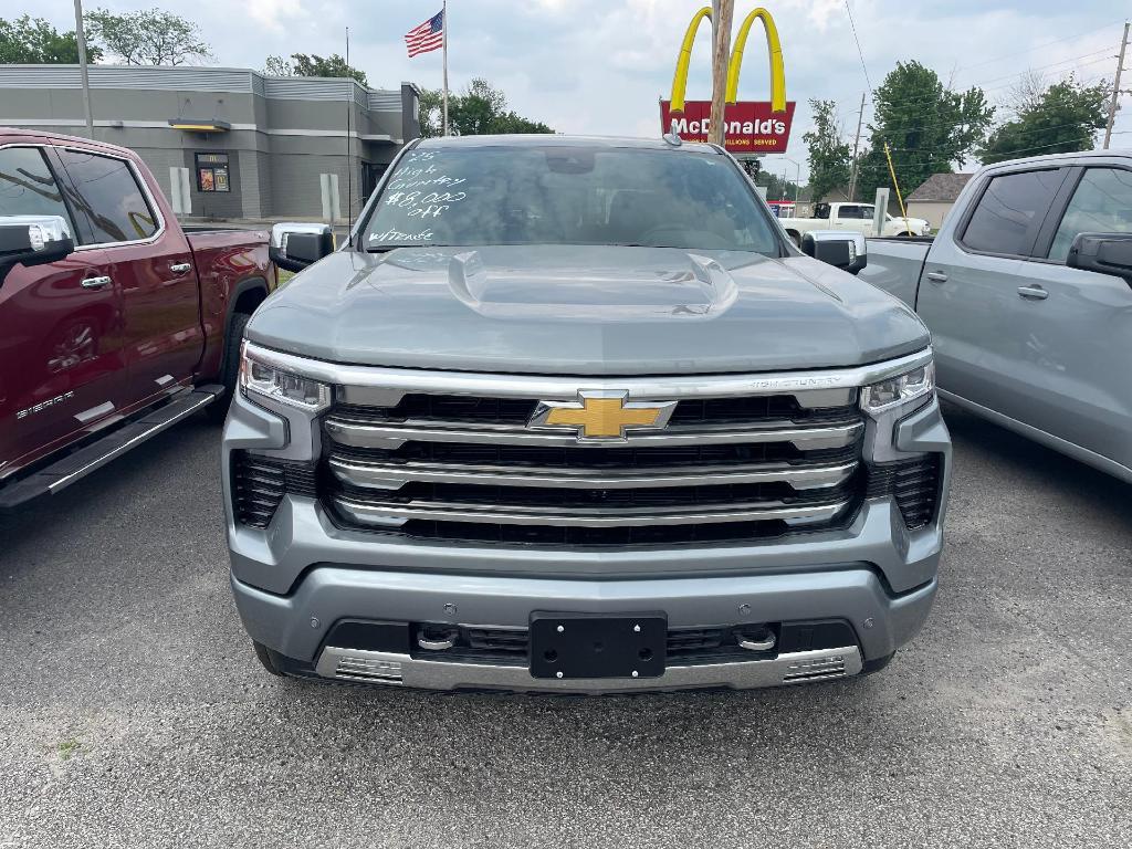 new 2025 Chevrolet Silverado 1500 car, priced at $66,915