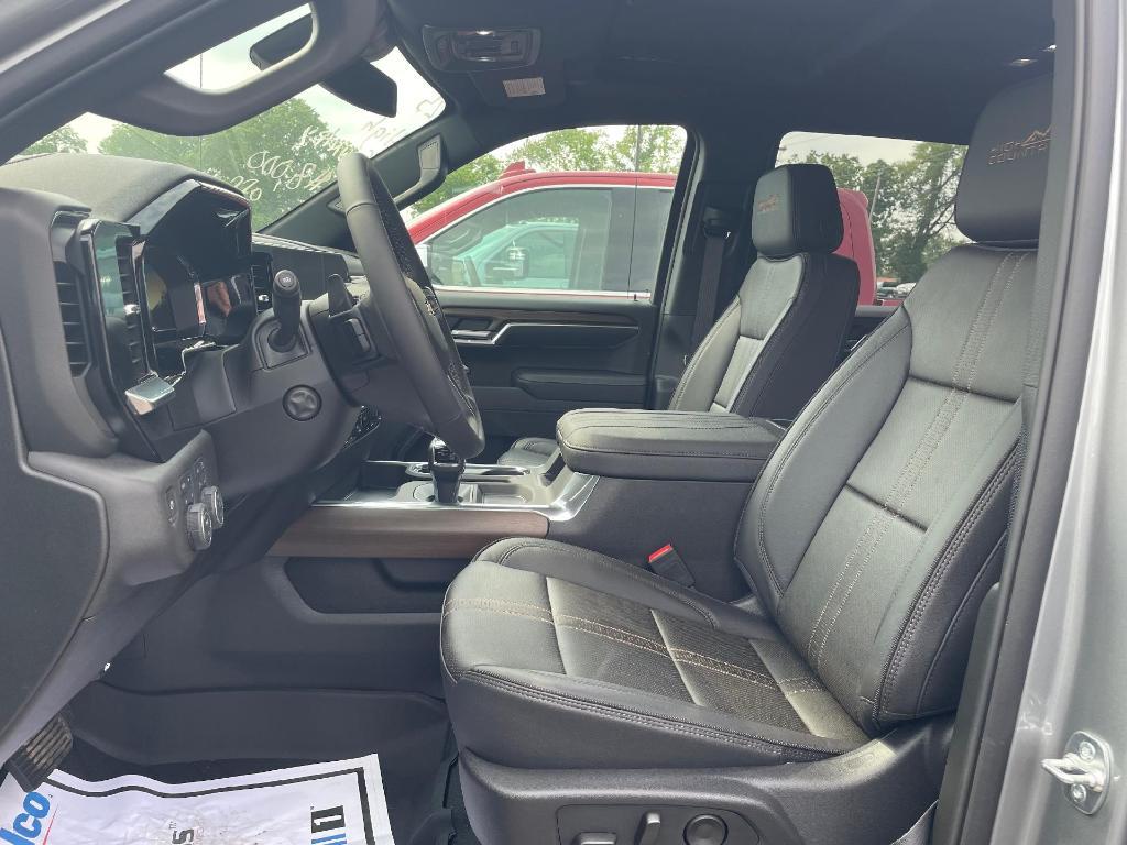 new 2025 Chevrolet Silverado 1500 car, priced at $66,915