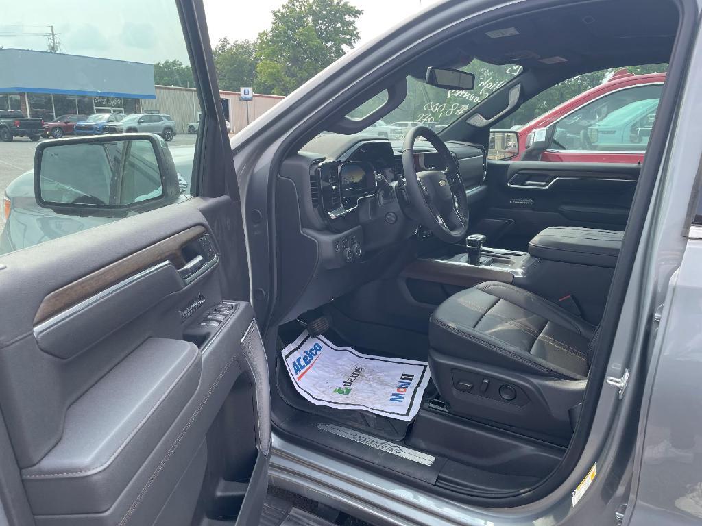 new 2025 Chevrolet Silverado 1500 car, priced at $66,915