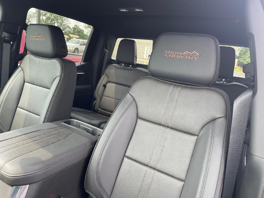 new 2025 Chevrolet Silverado 1500 car, priced at $66,915