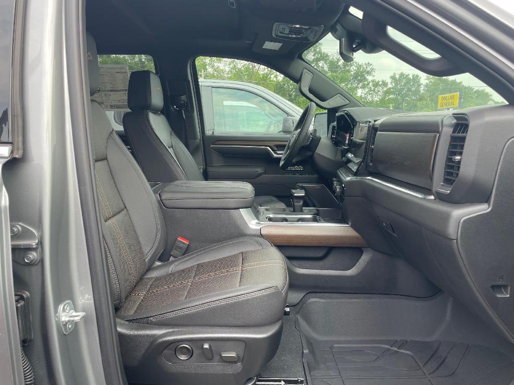 new 2025 Chevrolet Silverado 1500 car, priced at $66,915