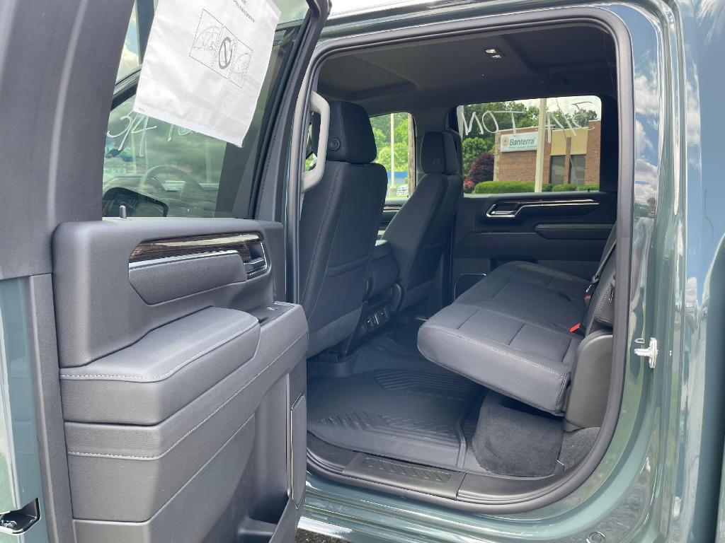 new 2025 Chevrolet Silverado 2500 car, priced at $62,425