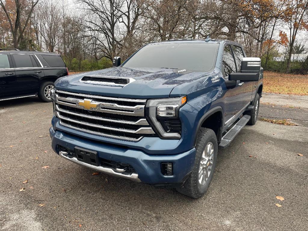 used 2024 Chevrolet Silverado 2500 car, priced at $65,995