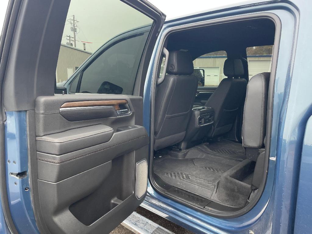 used 2024 Chevrolet Silverado 2500 car, priced at $65,995