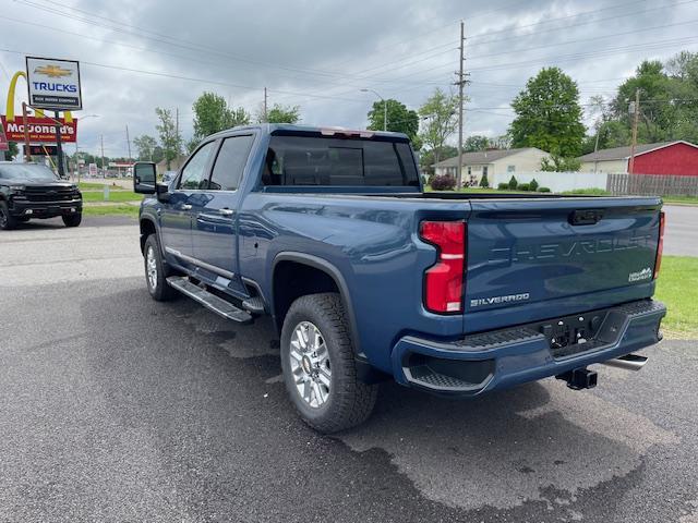 new 2024 Chevrolet Silverado 2500 car, priced at $71,670