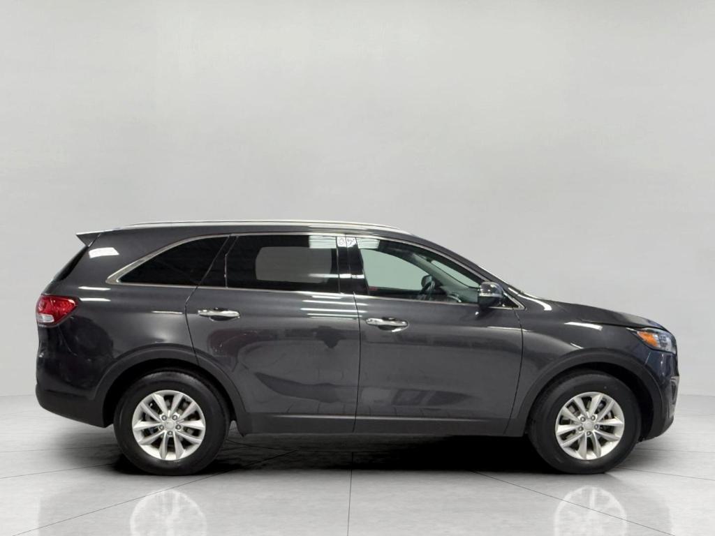 used 2017 Kia Sorento car, priced at $11,887