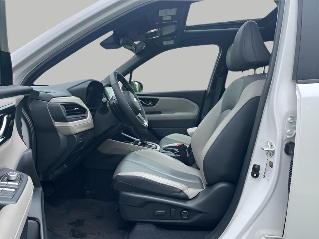 used 2025 Subaru Forester car, priced at $35,999