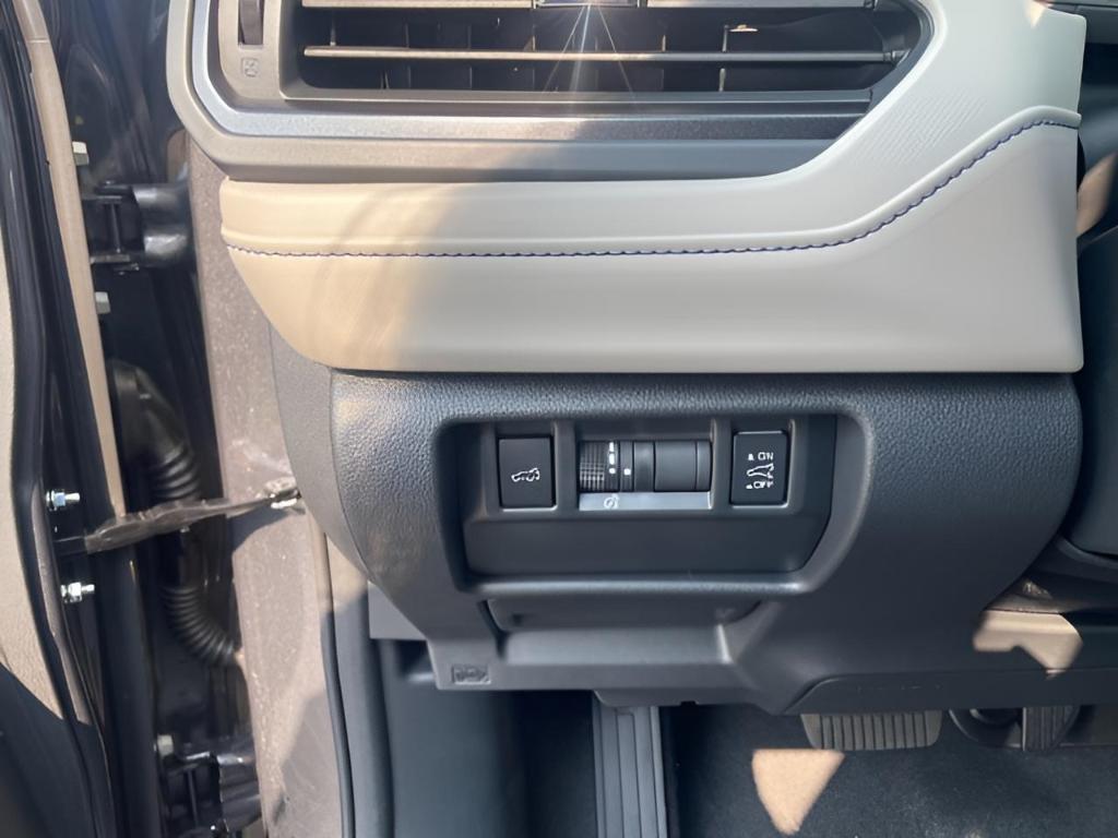 new 2025 Subaru Forester car, priced at $35,541
