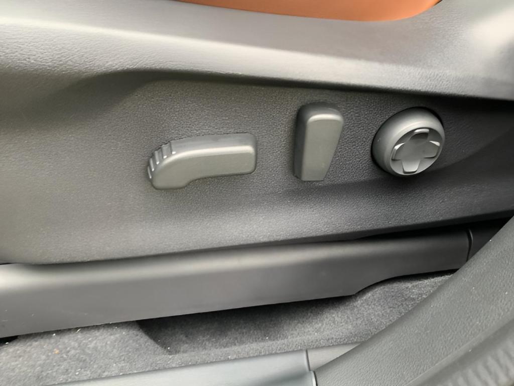 new 2025 Subaru Ascent car, priced at $49,923