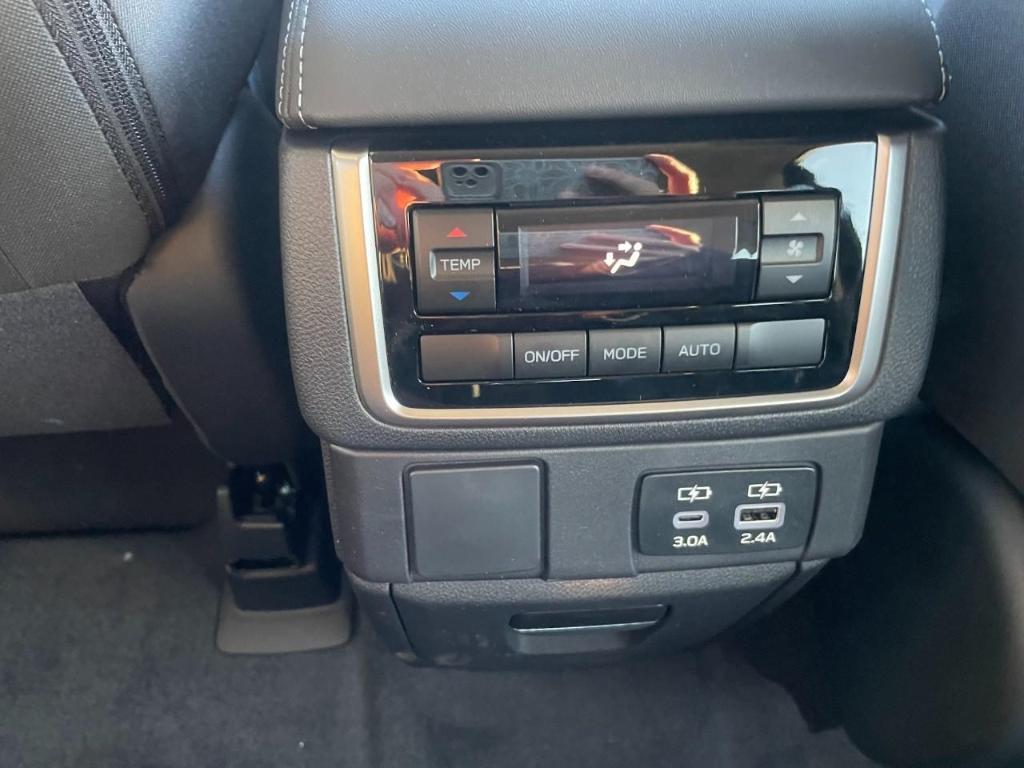 new 2025 Subaru Ascent car, priced at $40,001